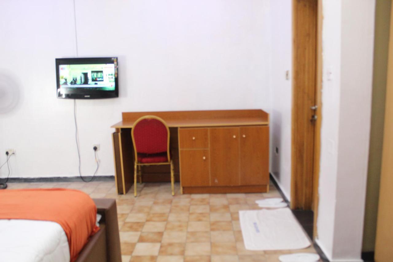 Blue Moon Hotels Victoria Island ลากอส ภายนอก รูปภาพ