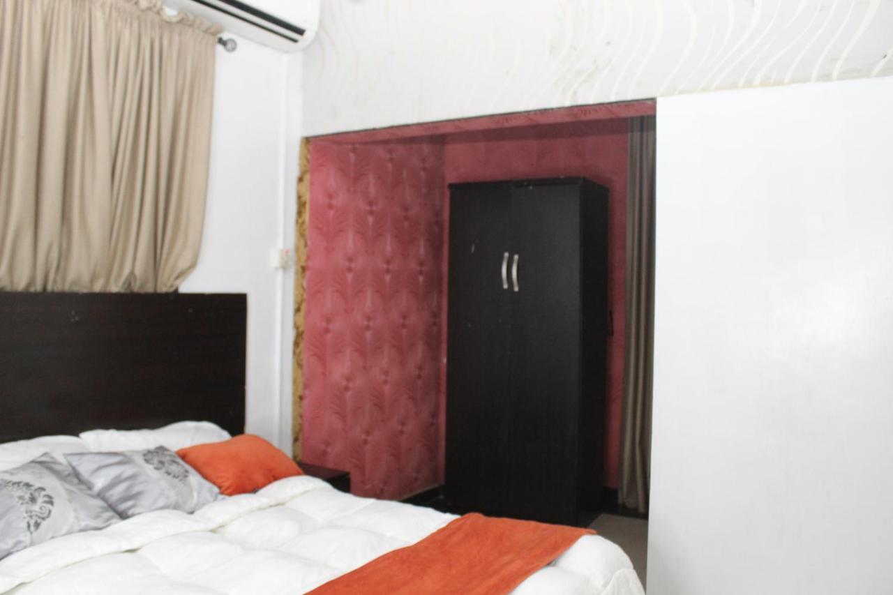 Blue Moon Hotels Victoria Island ลากอส ภายนอก รูปภาพ