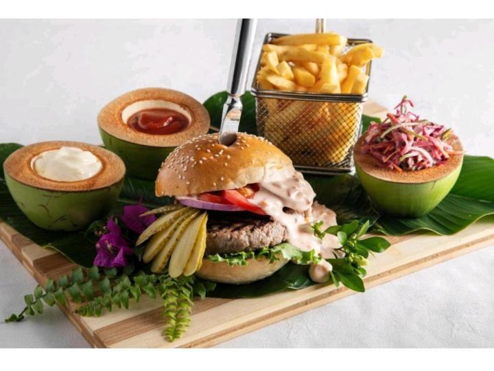 Blue Moon Hotels Victoria Island ลากอส ภายนอก รูปภาพ