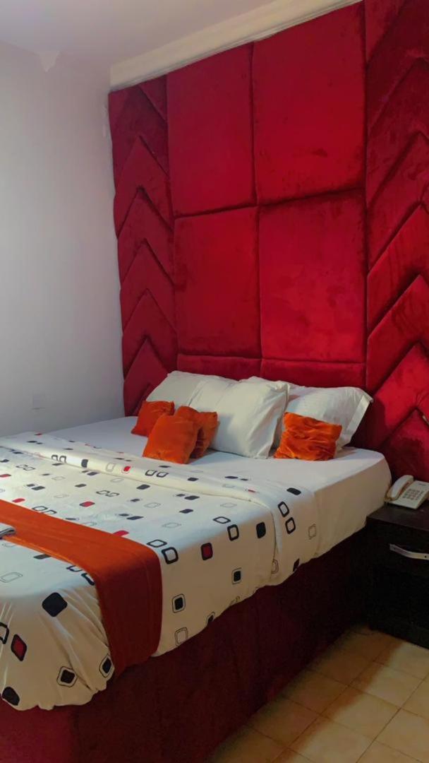 Blue Moon Hotels Victoria Island ลากอส ภายนอก รูปภาพ