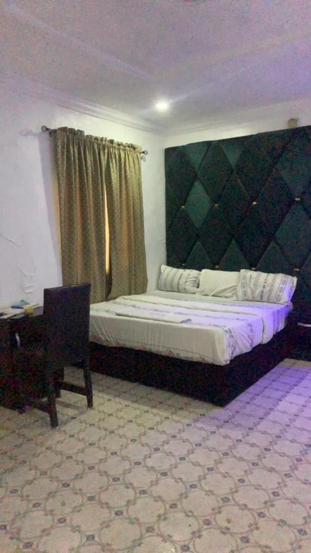 Blue Moon Hotels Victoria Island ลากอส ภายนอก รูปภาพ