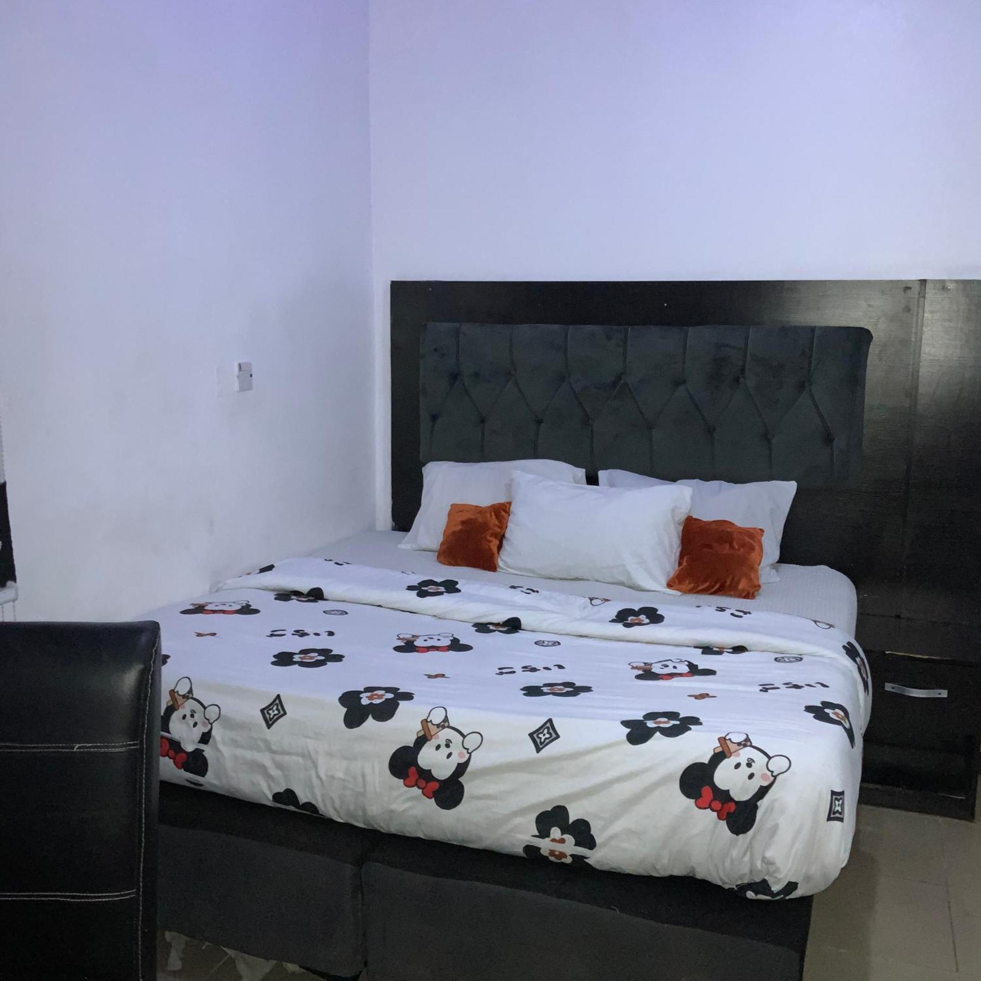 Blue Moon Hotels Victoria Island ลากอส ภายนอก รูปภาพ