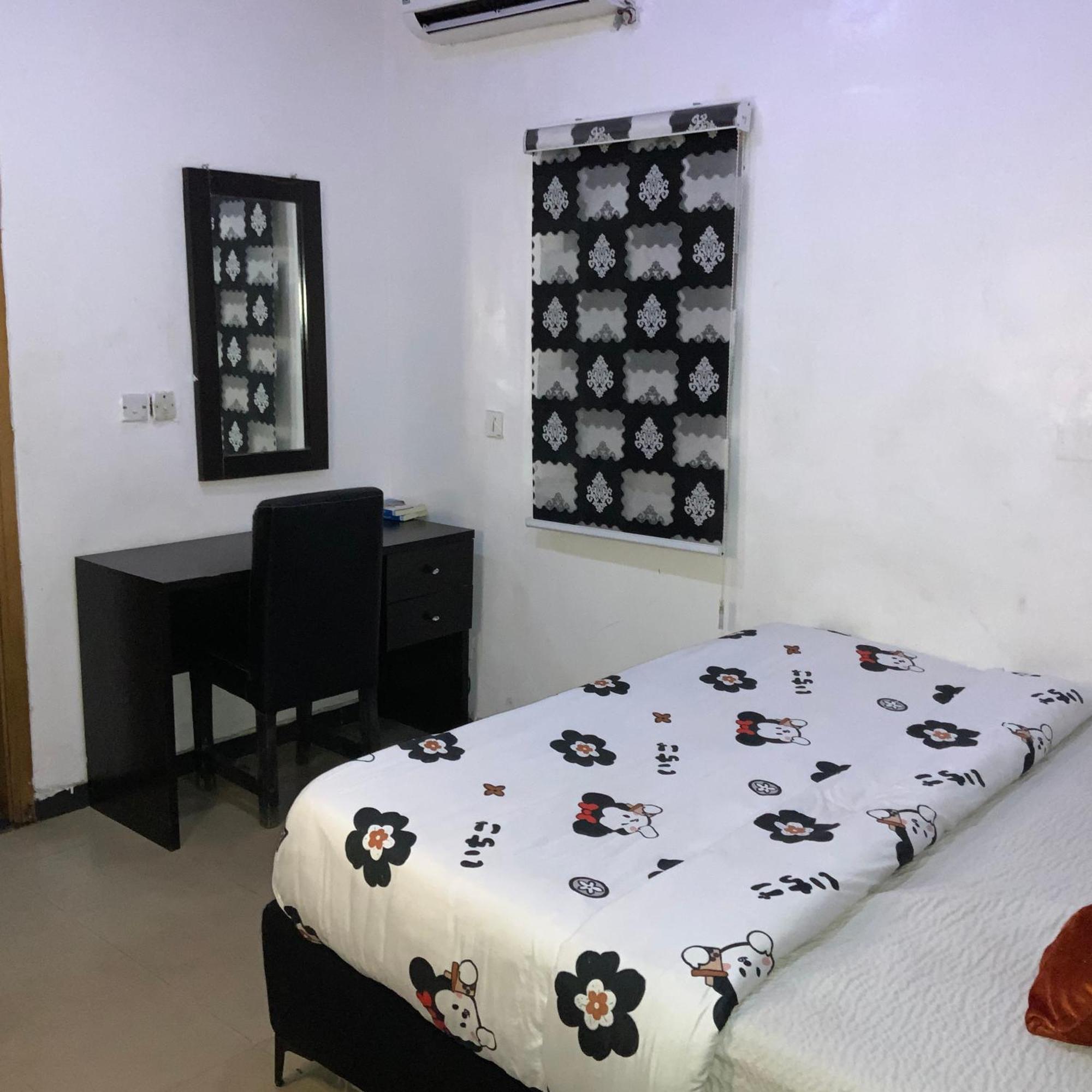 Blue Moon Hotels Victoria Island ลากอส ภายนอก รูปภาพ