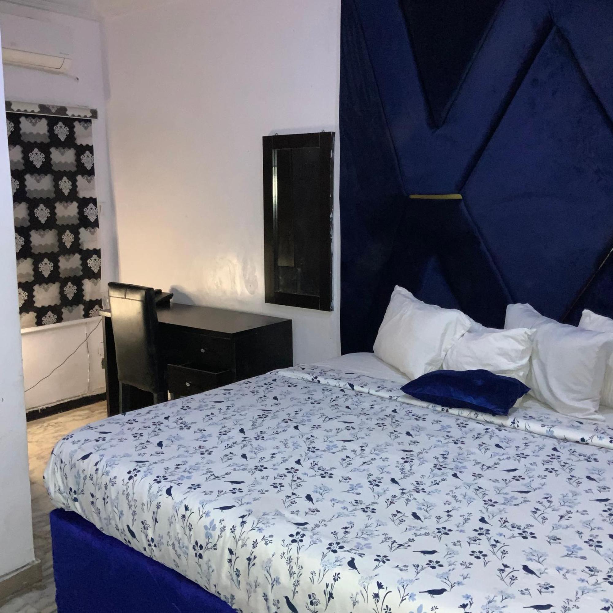 Blue Moon Hotels Victoria Island ลากอส ภายนอก รูปภาพ
