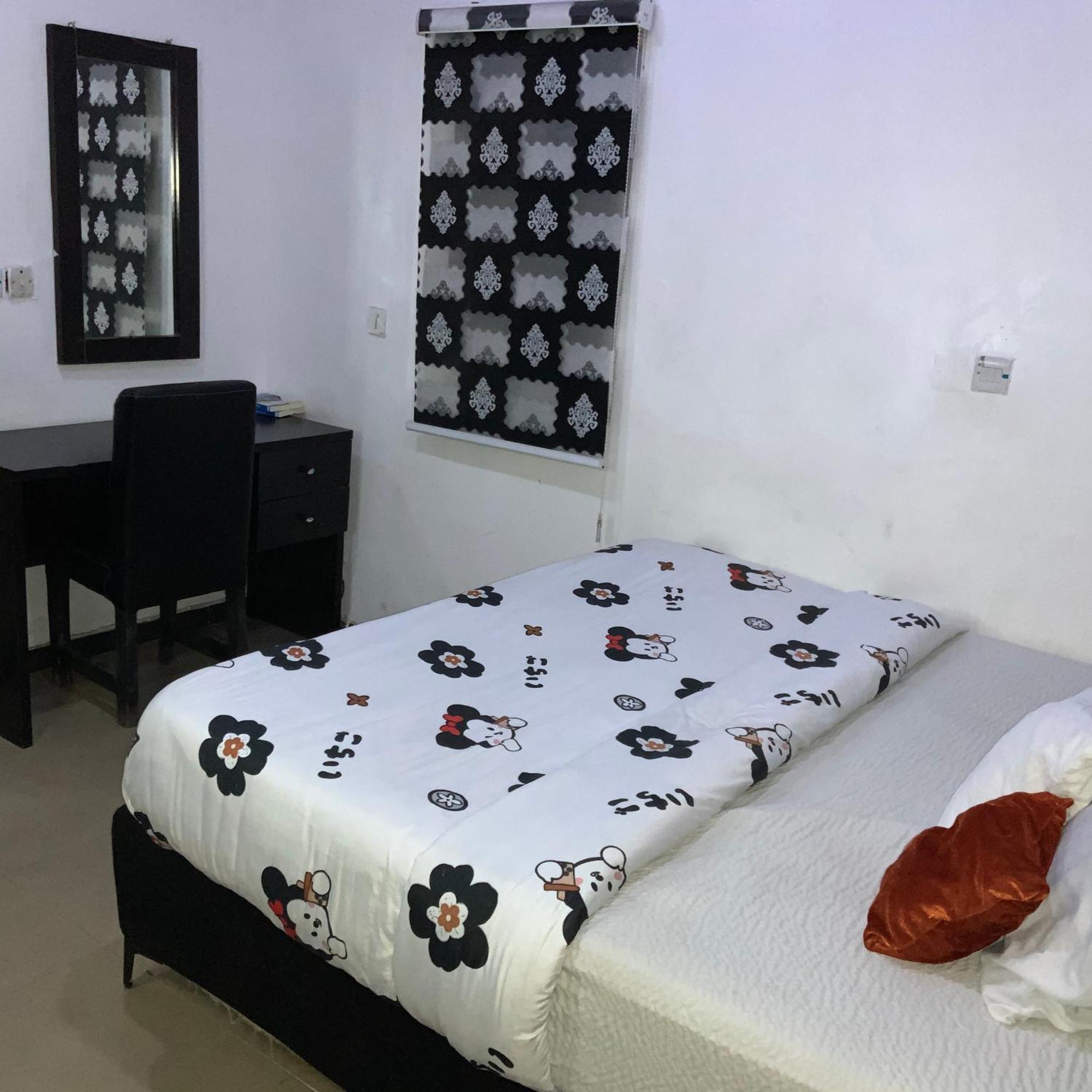 Blue Moon Hotels Victoria Island ลากอส ภายนอก รูปภาพ